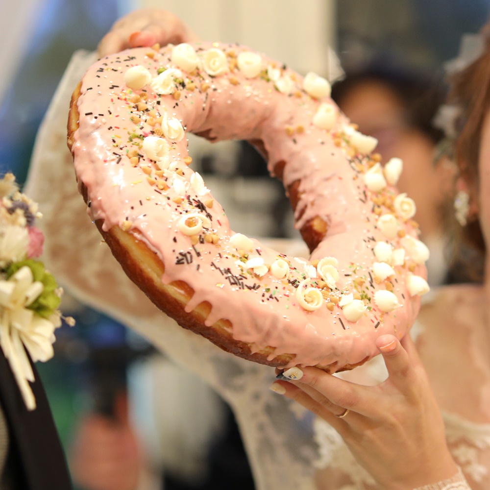 ケーキ入刀に代わる演出 ドーナツタワー ニュース ブログ 公式 ヴィラ アンジェリカ 滋賀 近江八幡の結婚式場